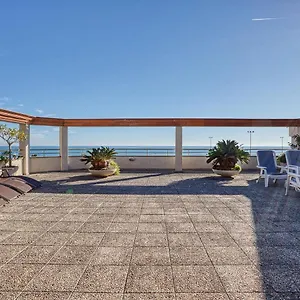 Apartamento Vistas Al Mar. Gran Terraza