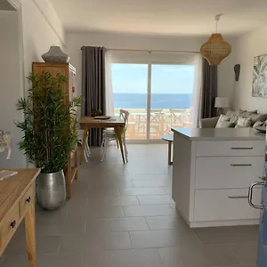 En Playa Santo Tomas Apartamento